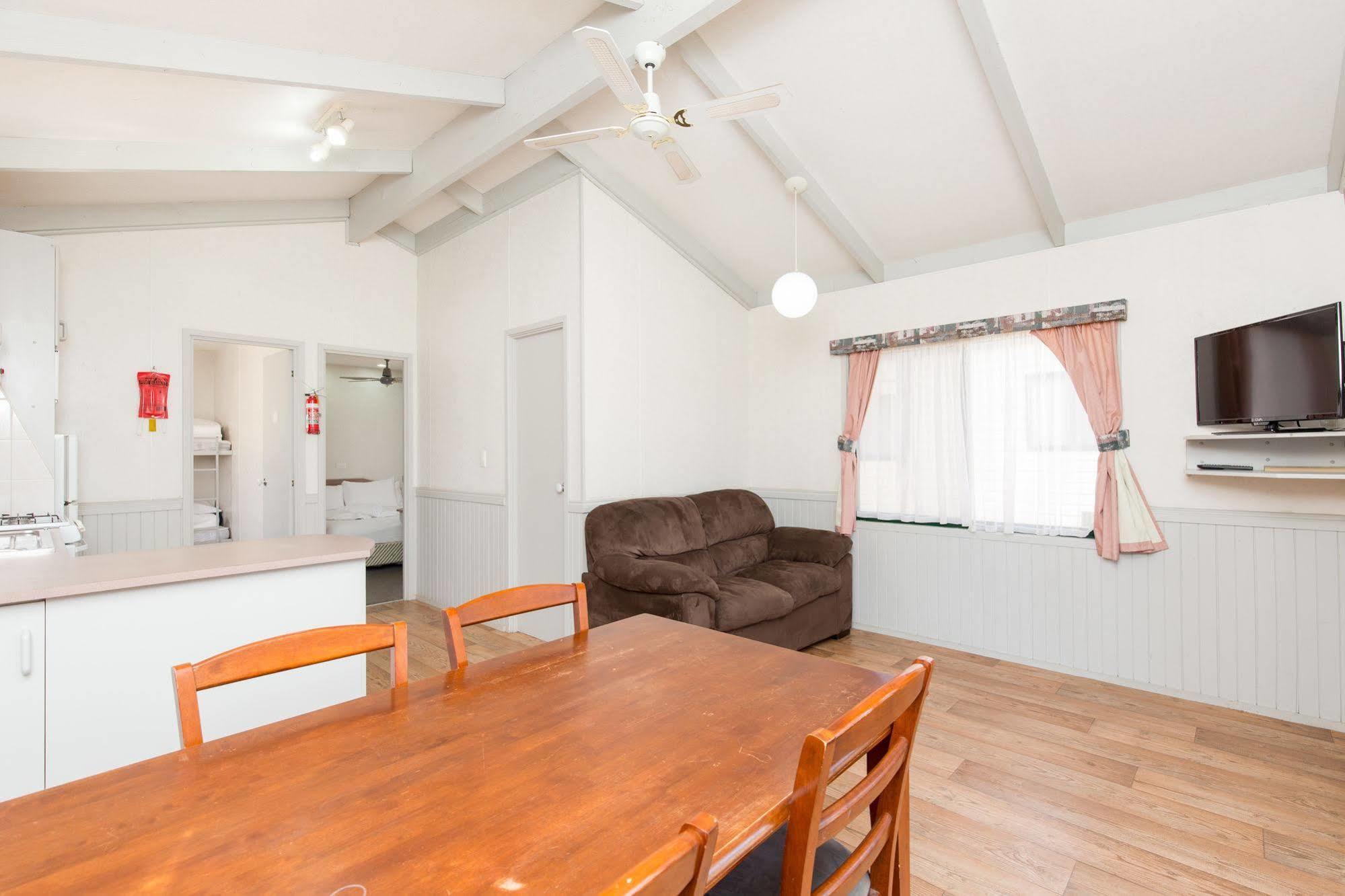 Nrma Mildura Riverside Holiday Park Luaran gambar